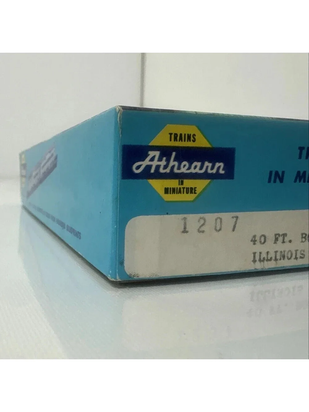 Athearn HO Scale Illinois Central 40' Boxcar Kit 1207 Blue Box Unassembled NOS